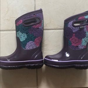 Never worn. Just stored.